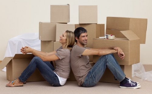 Organised packing and unpacking for a Stratford flat or office move