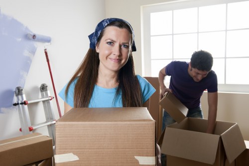 Moving home service in Stratford with local property access challenges