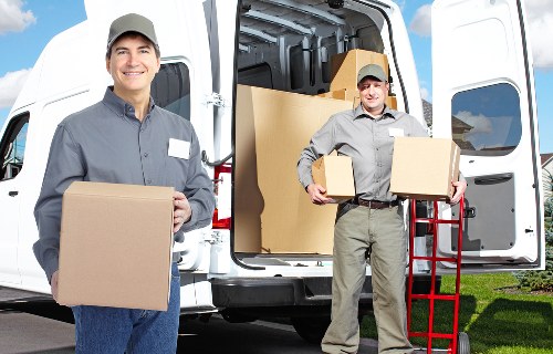 Choosing the right van size for a Stratford move